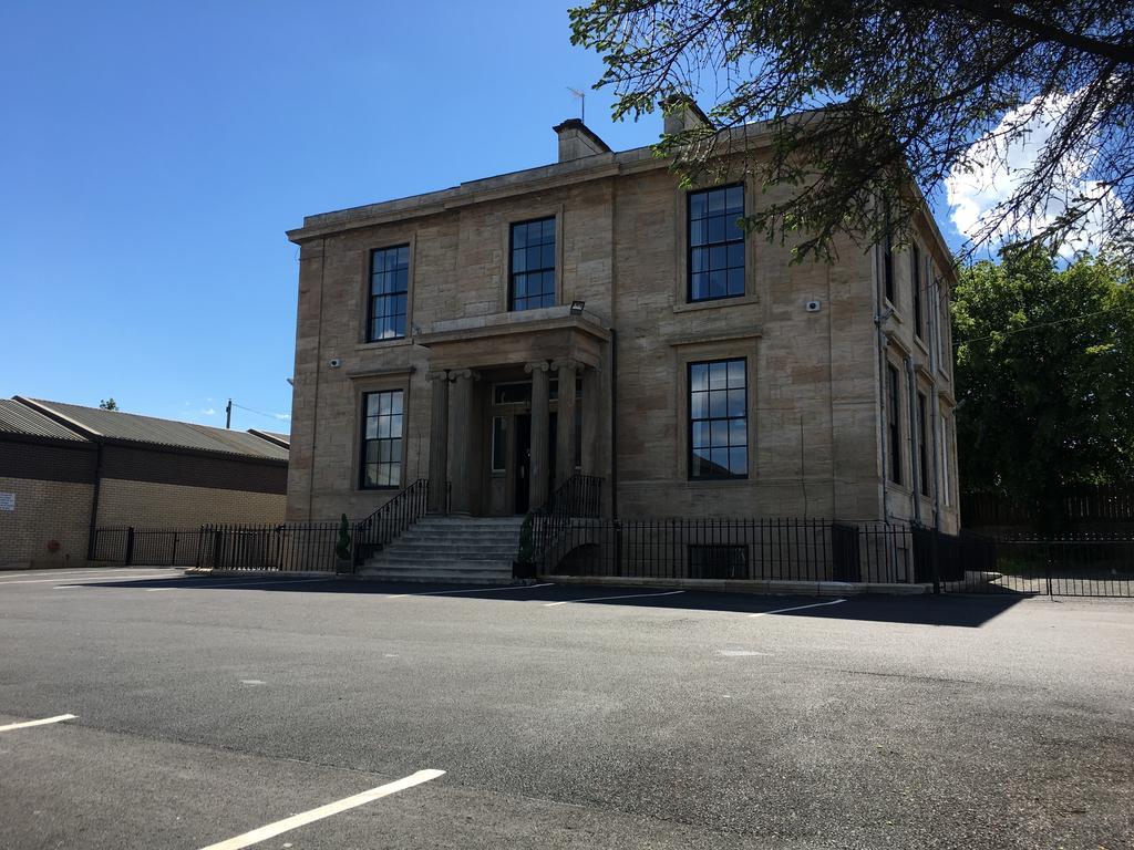 New Lomond Hotel Paisley Bagian luar foto