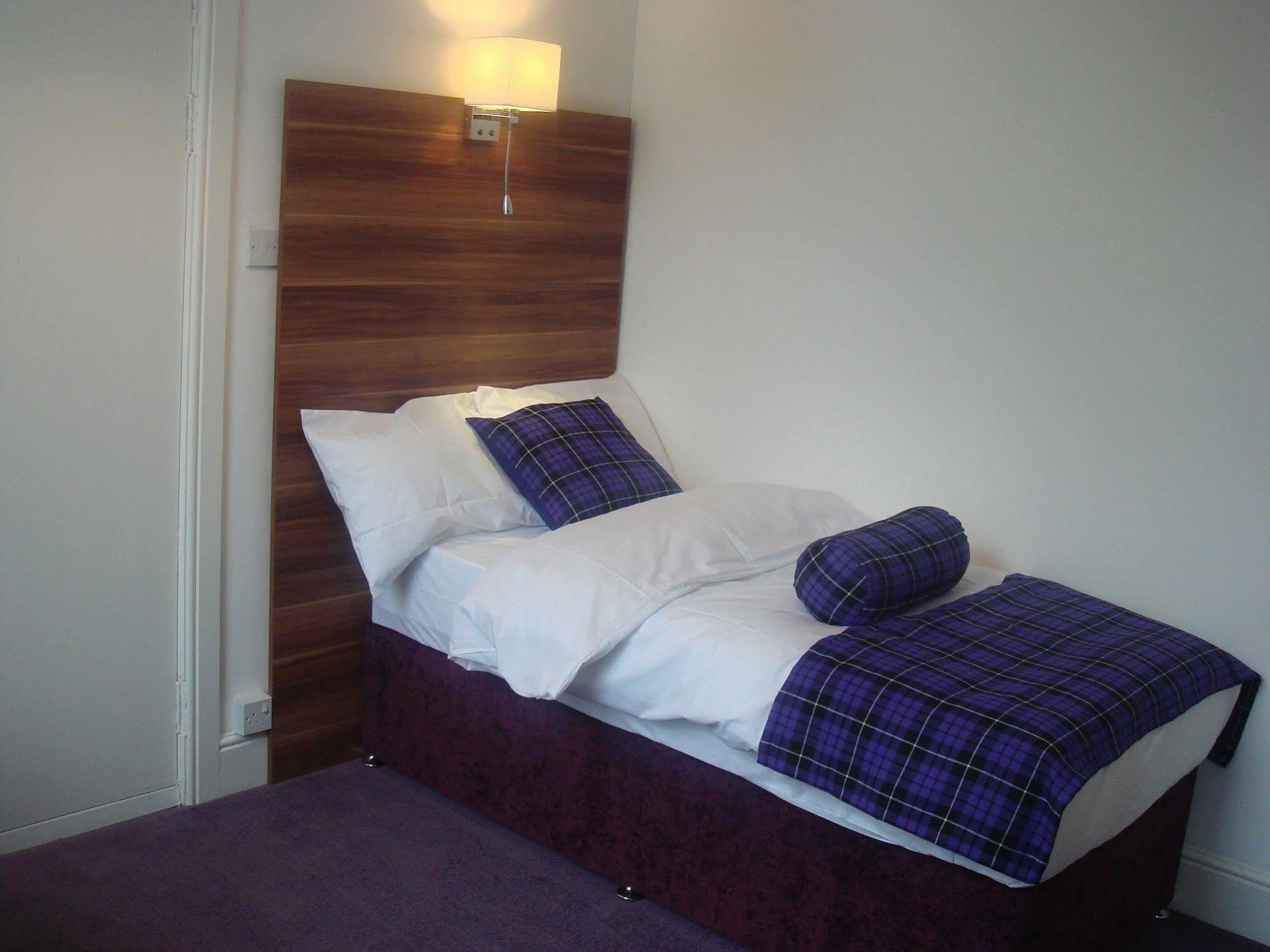 New Lomond Hotel Paisley Bagian luar foto